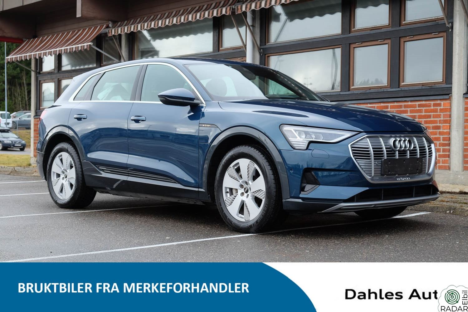AUDI e-tron 55 55 S line R.kam,Krok,S-line,El.bak.HUD+++