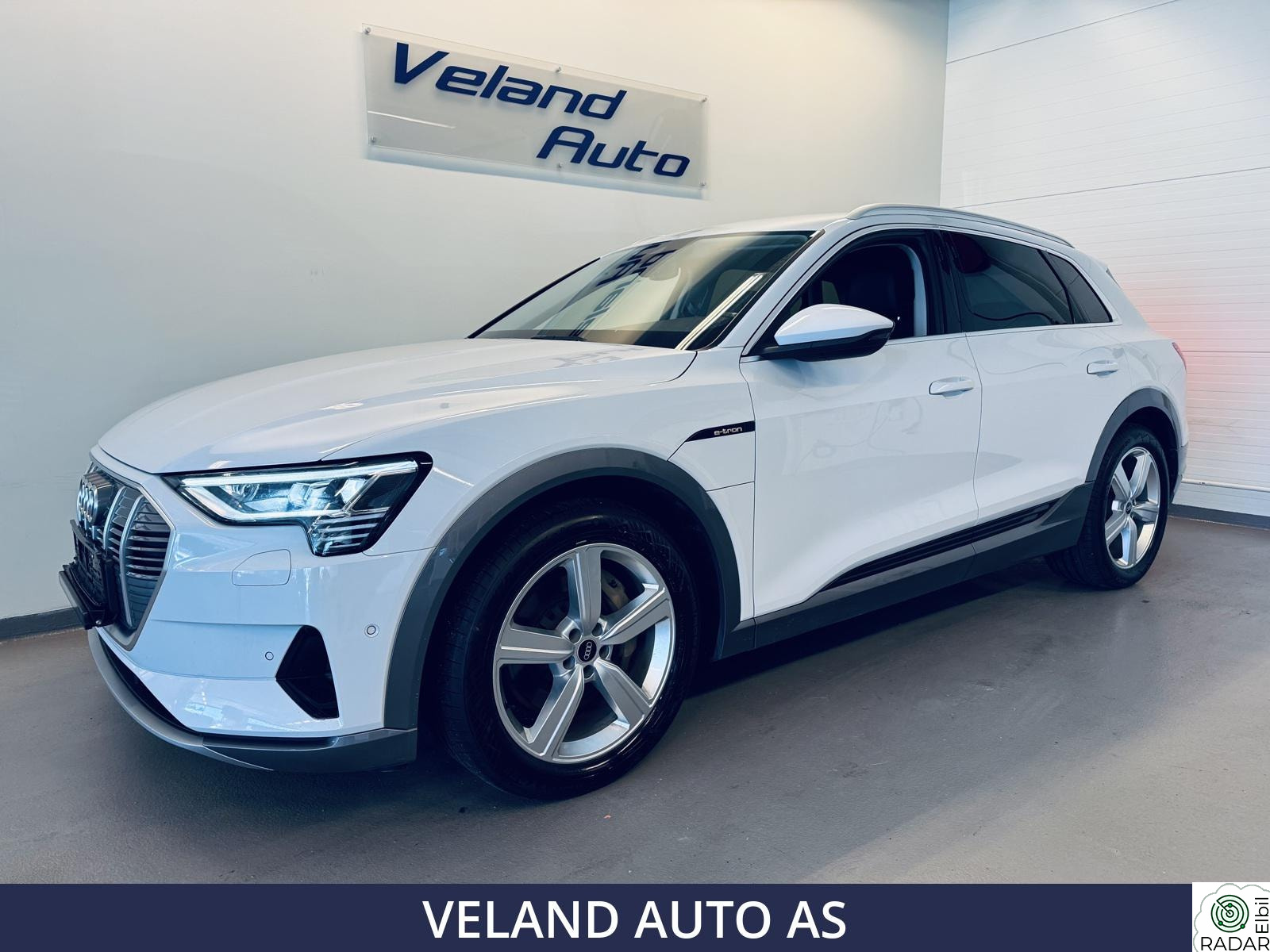 AUDI E TRON 55 55 ADVANCED BUSINESS / LUFT / NAVI / ACC / LED / SENSOR