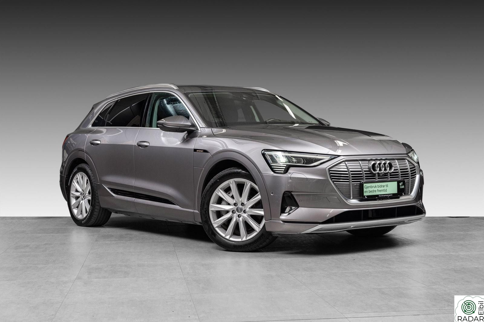 AUDI e-tron 55 Quattro/ACC/Krok/360/HUD/Skinn/Navi/Keyless/Ambiente