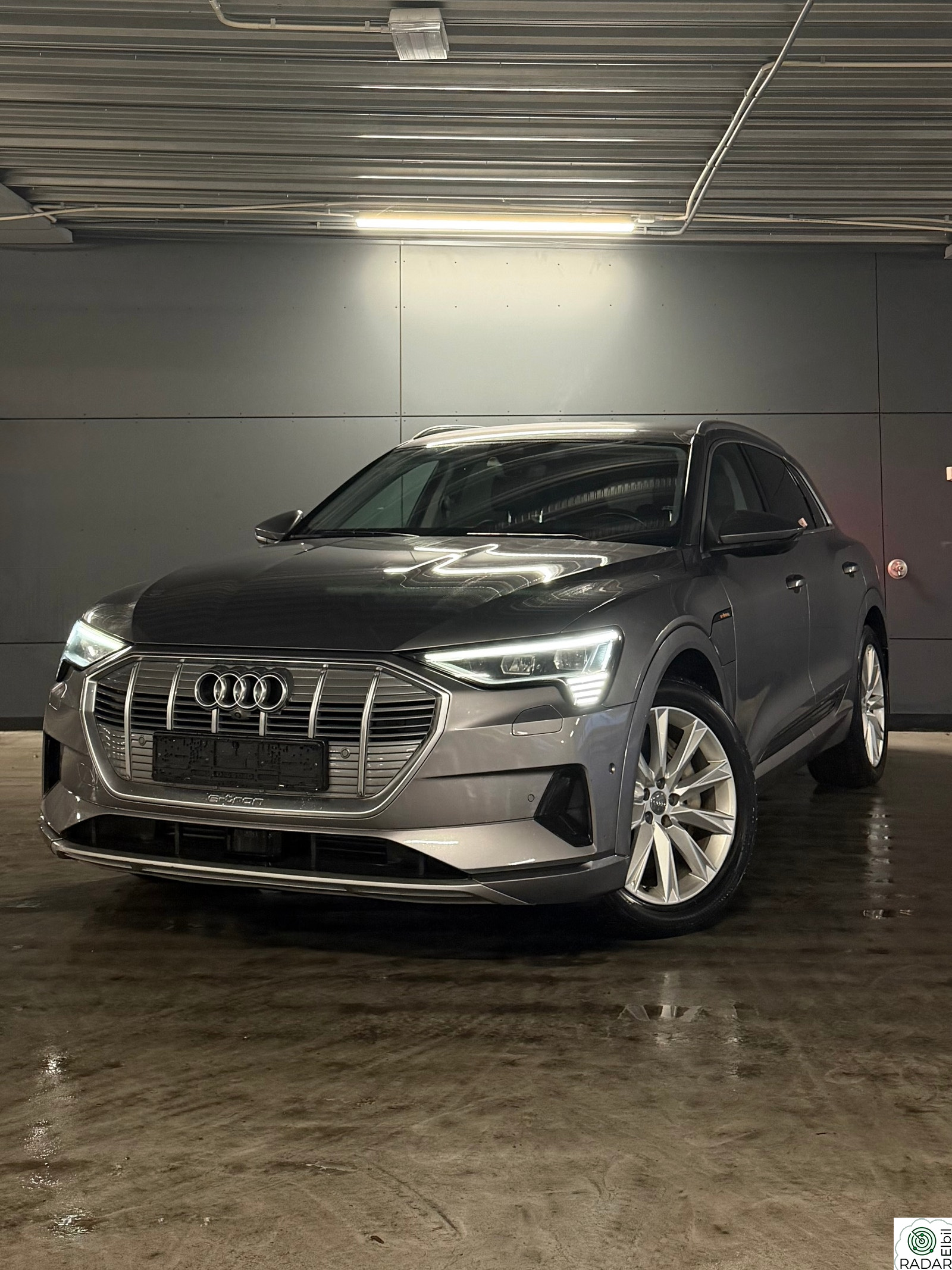 AUDI e-tron 55 Advanced/Quattro/360Kam/H.Feste/HUD/Keyless++