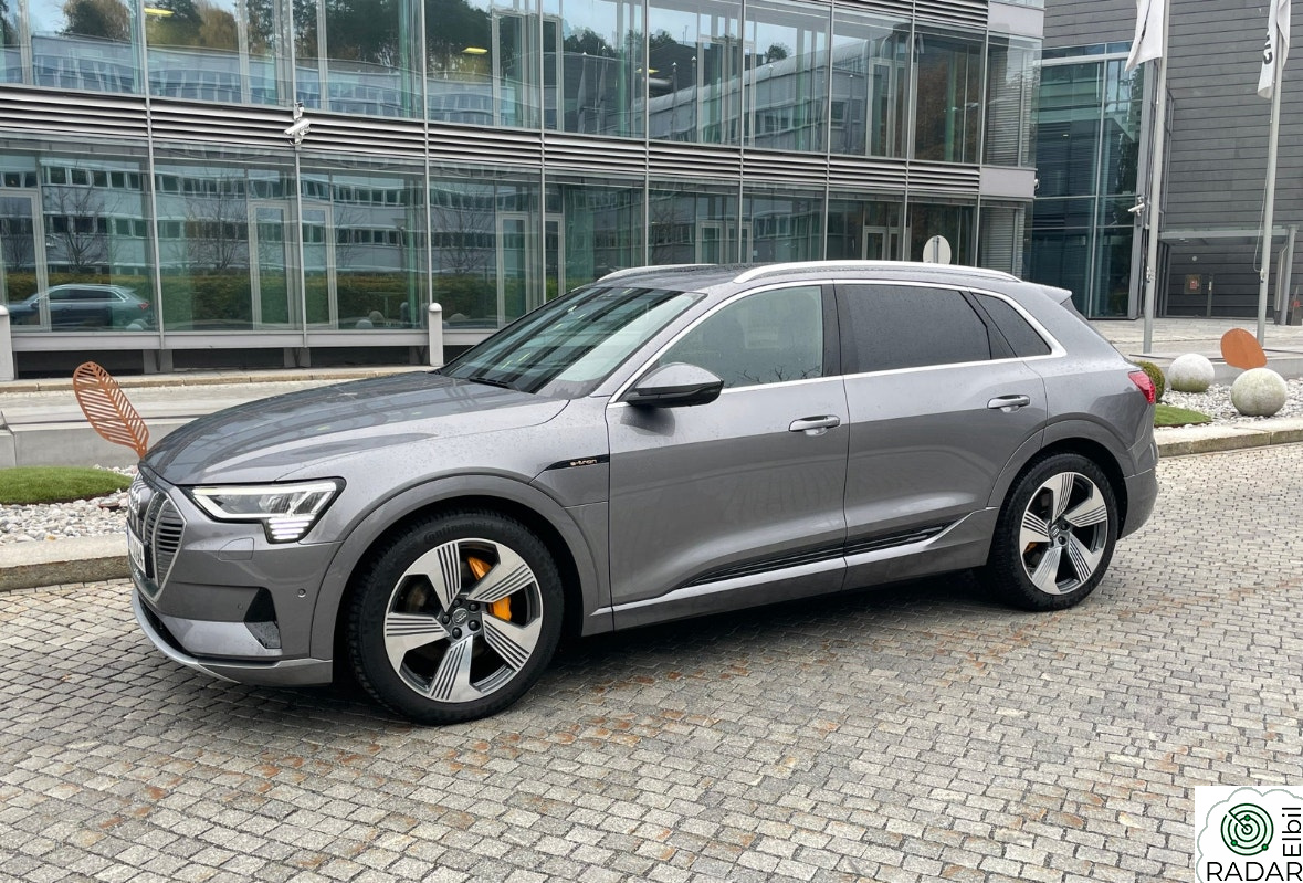 AUDI e-tron 55 Advanced Plus