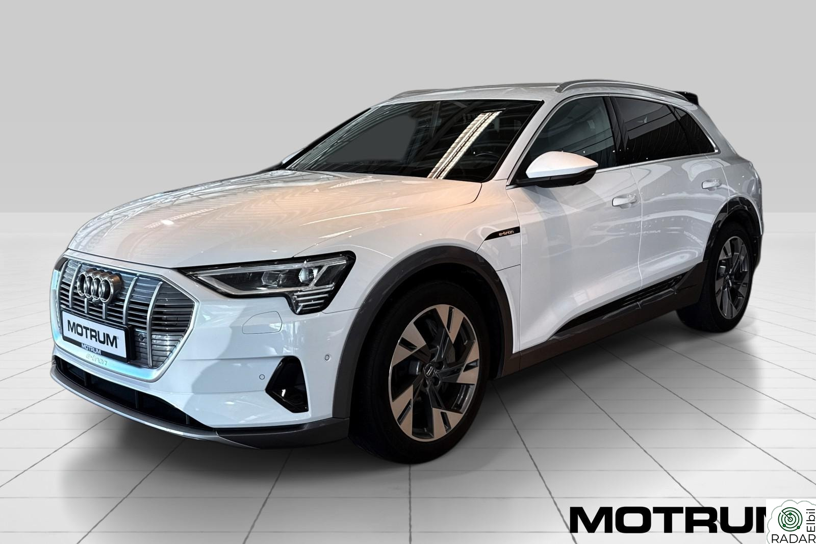 AUDI e-tron 50 50 Advanced Business m/ACC Skinn 360*kam KeylessGo Luft