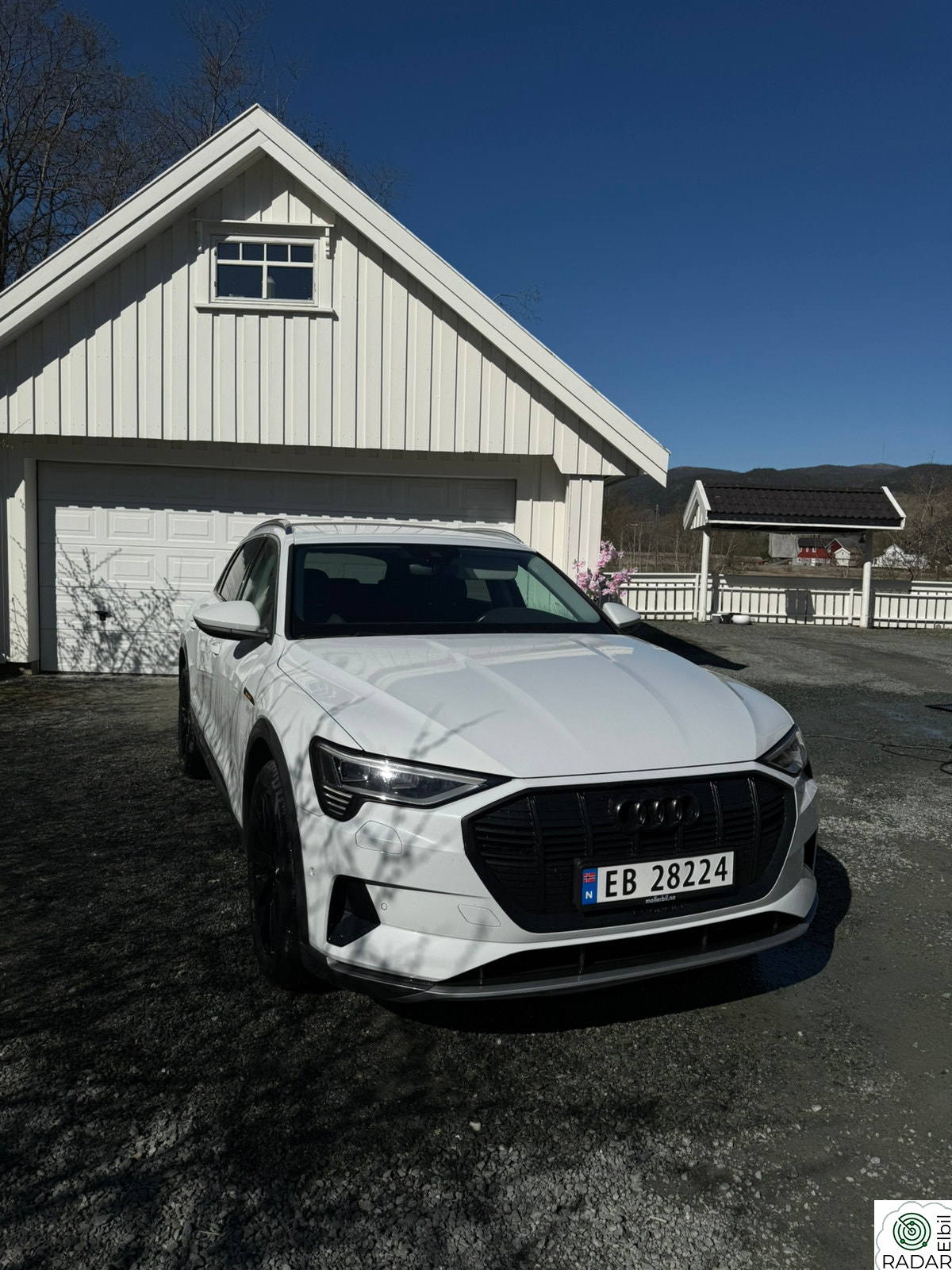 AUDI e-tron 50 50