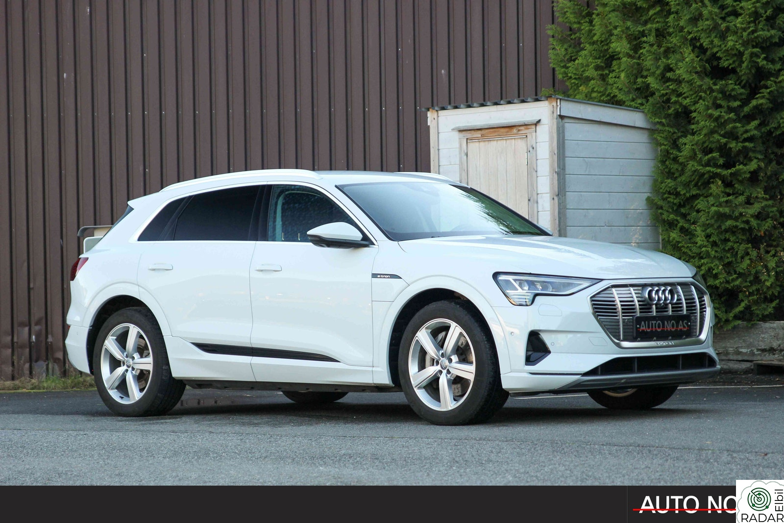 AUDI e-tron 55 55 Quattro/ 360/ Skinn/ Luft/ ACC/ Navigasjon/ Krok
