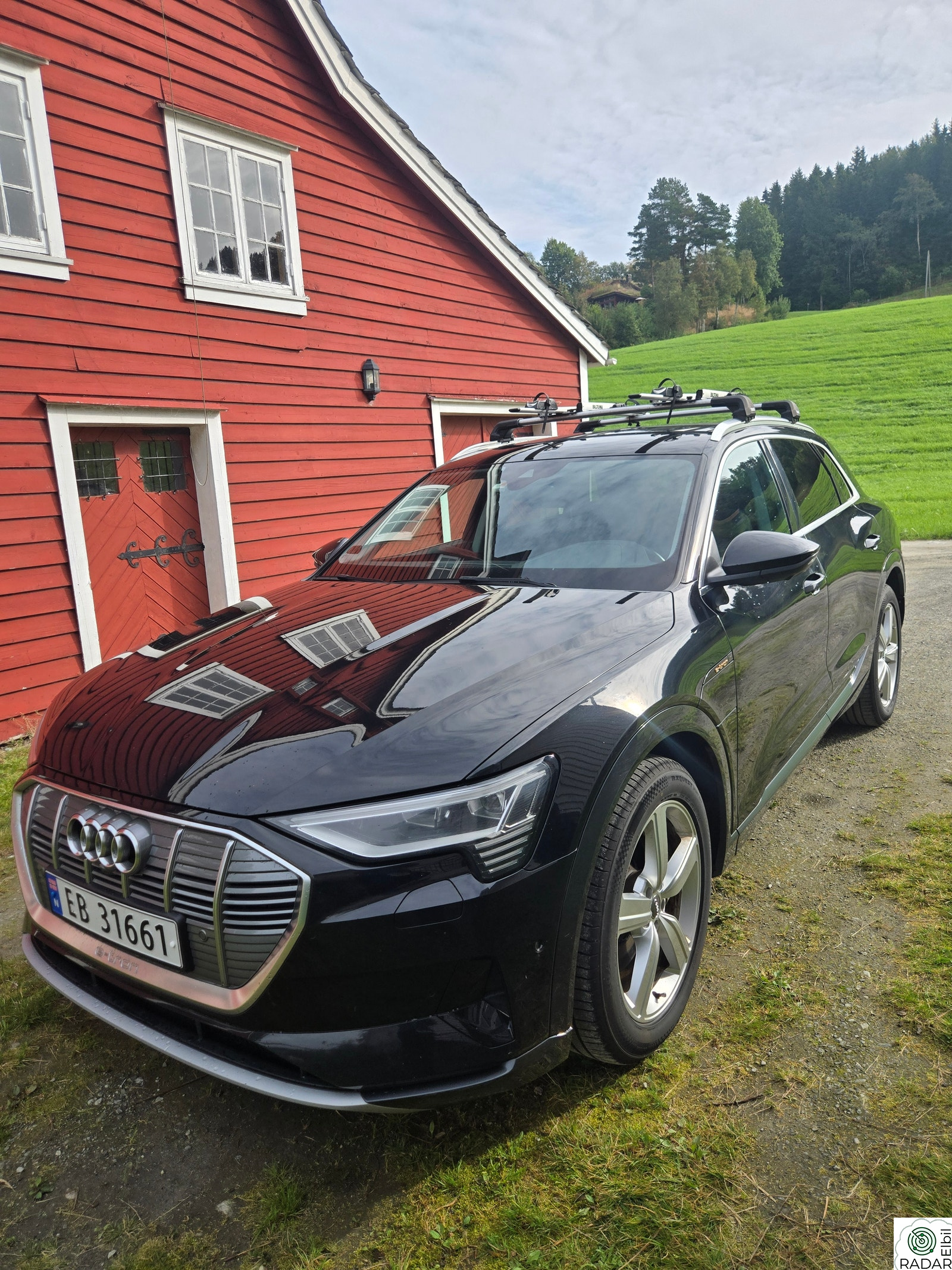AUDI e-tron 50 50