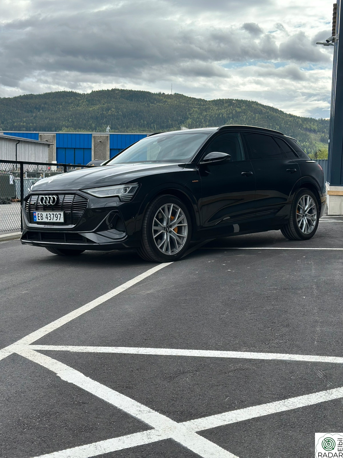 AUDI e-tron 50 50 S-line Sport