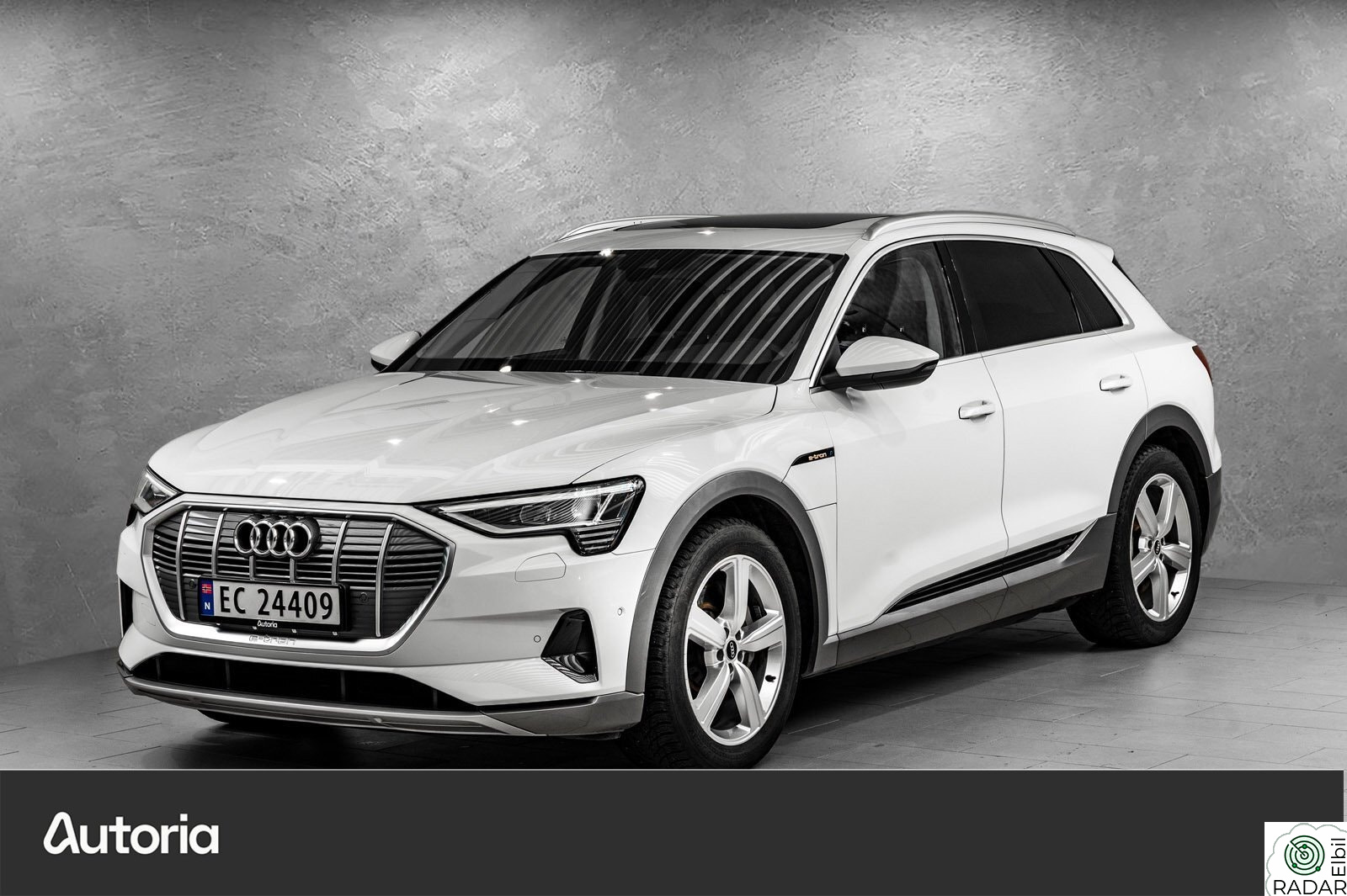 AUDI e-tron 55 55 advanced business Panorama/Ryggek/Hengerf+++
