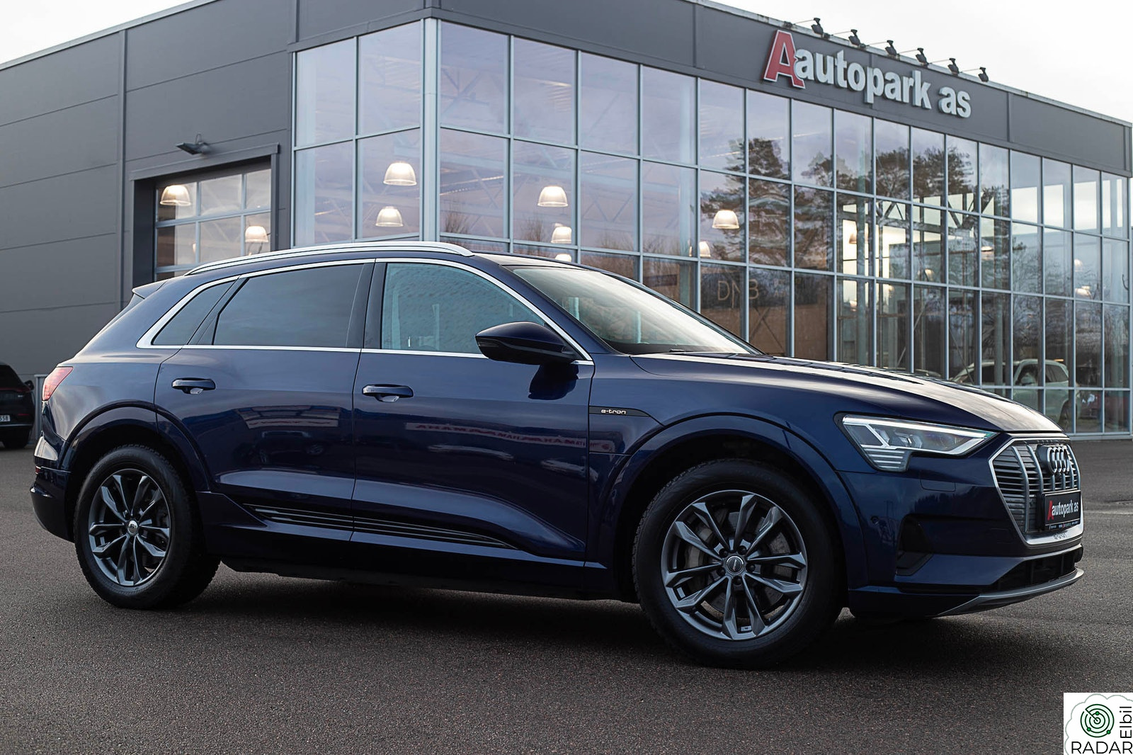 AUDI E TRON 55 55 SKINN/B&O/EL-SETER/HENGERFESTE/ADAPTIV/LUFT/CARPLAY