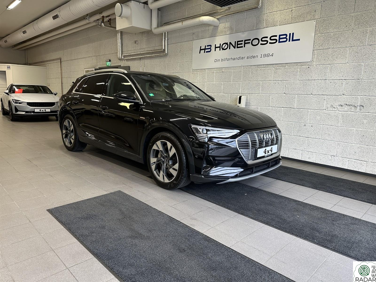 AUDI E TRON 55 55 Advanced Business ,Krok,Panorama,Skinn,360++