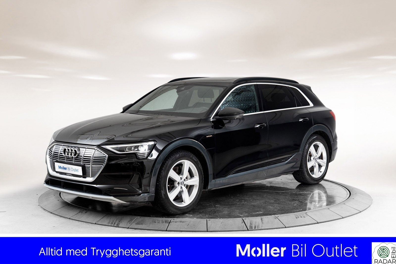 AUDI e-tron 55 55 Advanced - 360Kam, LED, Pano, Krok, Sp.Seter