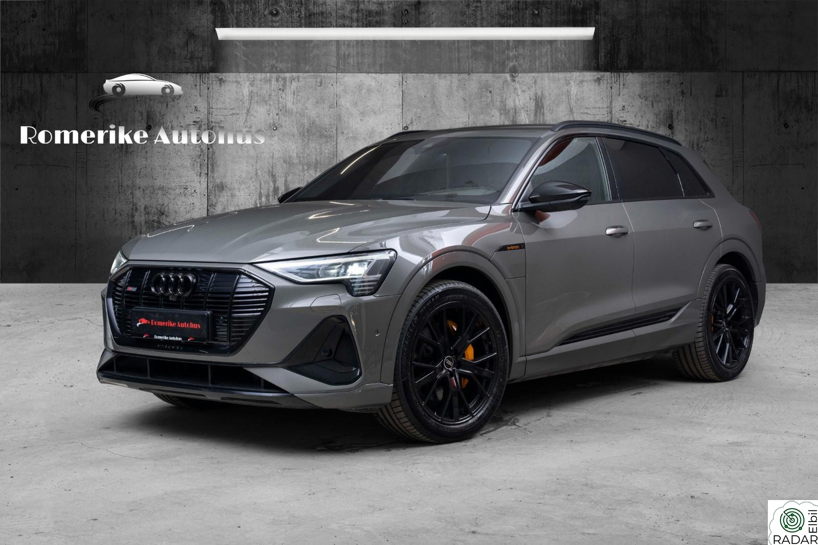 AUDI E TRON 55 55 2x S-LINE SPORT Black Edition // SortOptikk, 21"++
