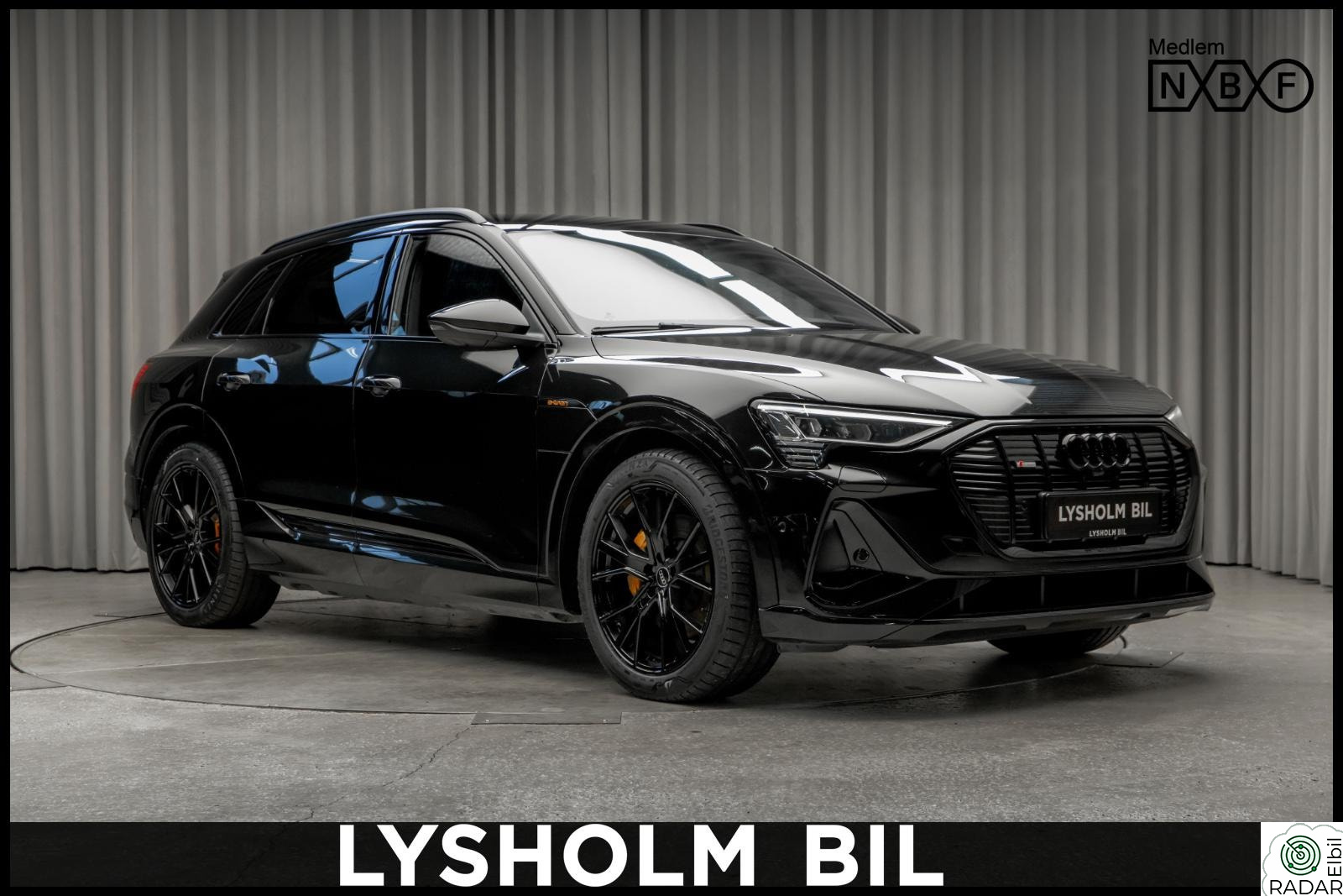 AUDI E TRON 55 55 SUV 2x S-Line/Black Edition/Krok/Gule kalipere/ACC +