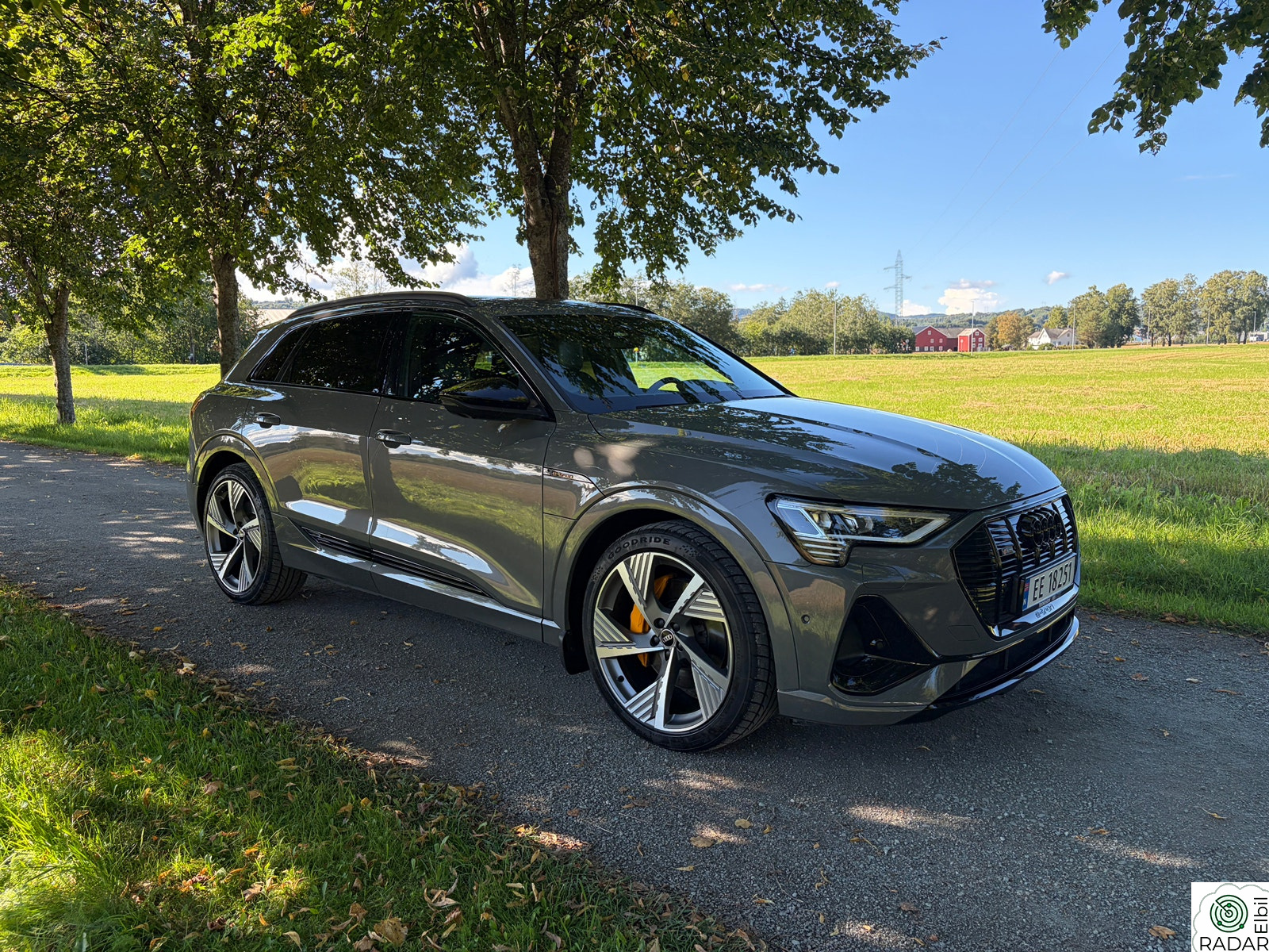 AUDI E TRON 55 55 2xS line - Black Edition - Head-up - B&O - Matrix