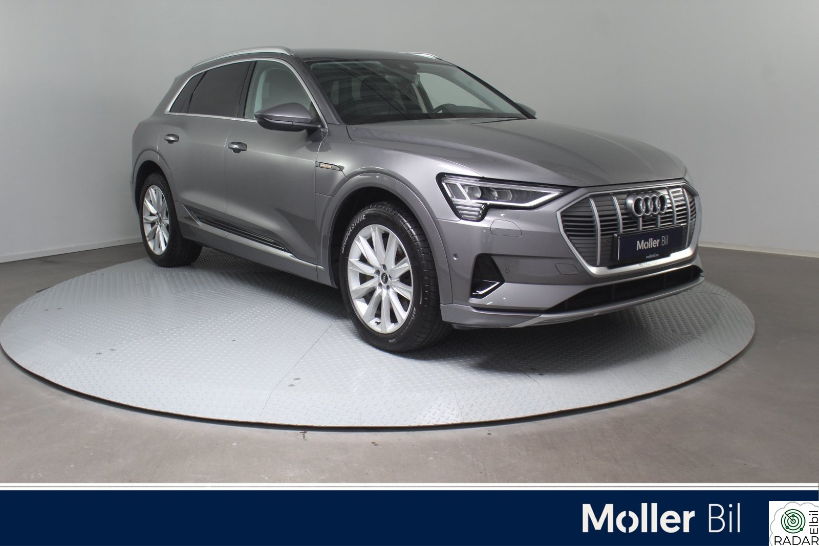 AUDI E TRON 55 55 Advanced Sport - 360Kam, Matrix, B&O, Krok