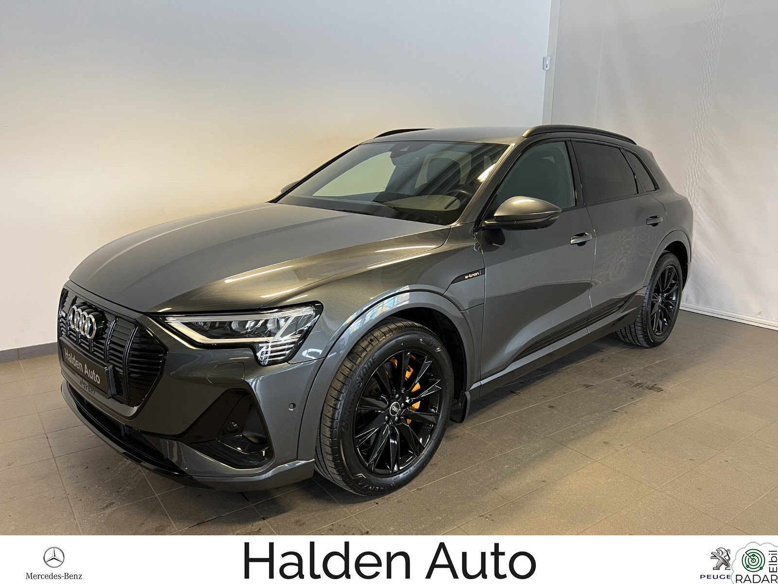 AUDI E TRON 55 55 S line Sport ACC/ Memory/ Krok/ Keyless/360kamera+++
