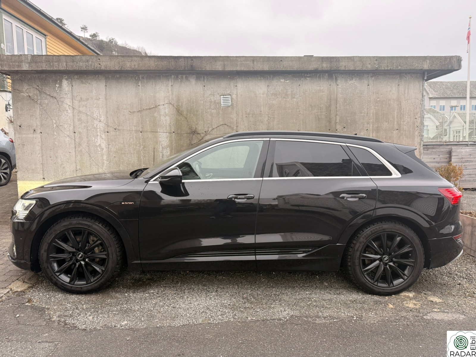 AUDI e-tron 55 LIMITED - B&O/360/PANO/HUD/KROK/MATRIX/SERVICE