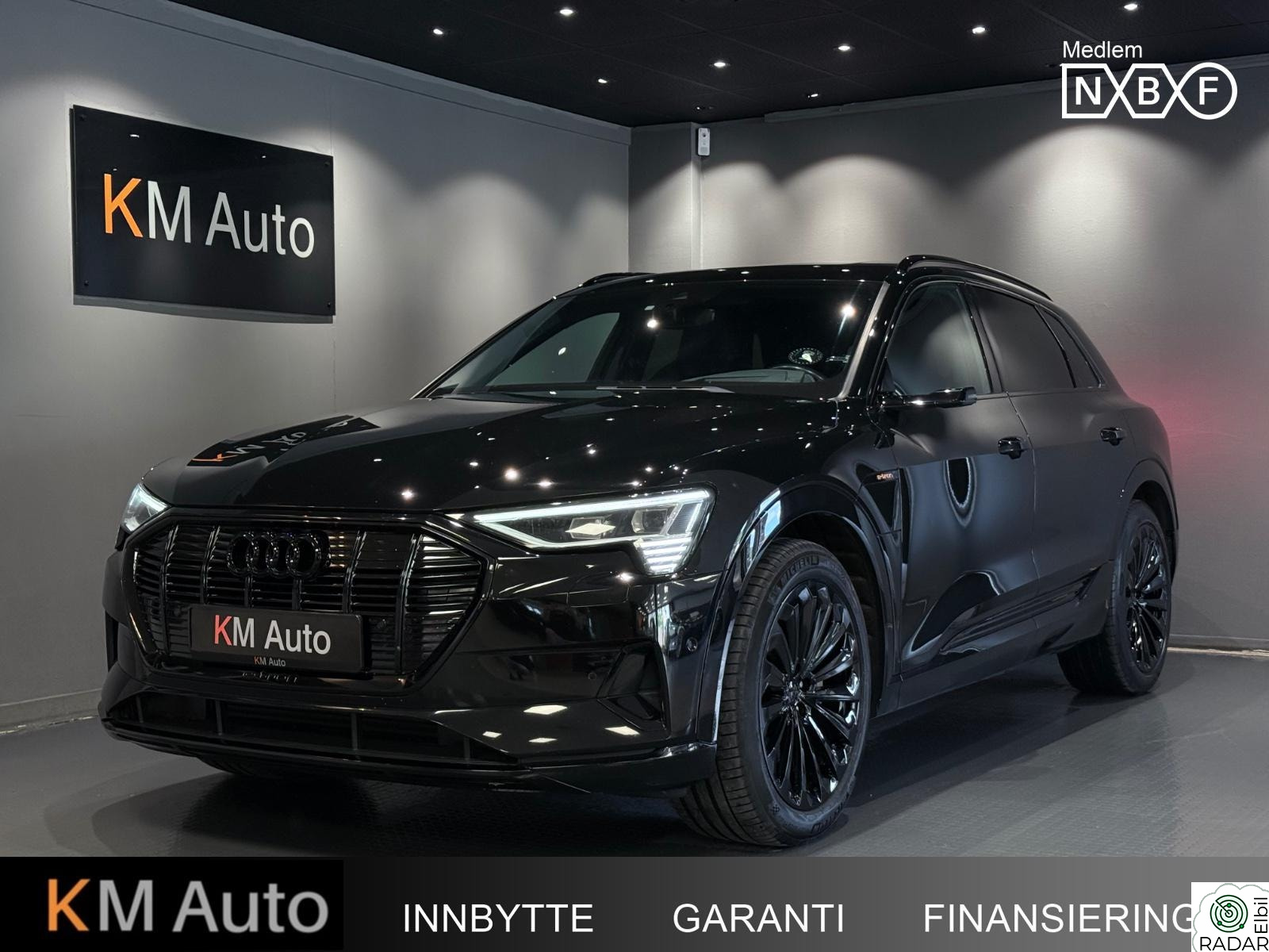 AUDI e-tron 55 S-LINE / ACC / NIGHTV / B&O / MATRIX / HUD / PANO