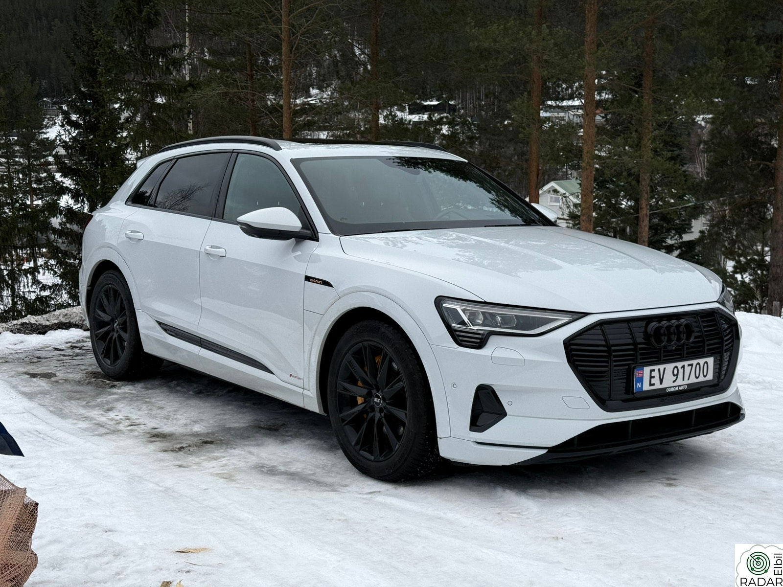 AUDI e-tron 55 Advanced Sport - Strøken - S-line - Matrix - Head-up
