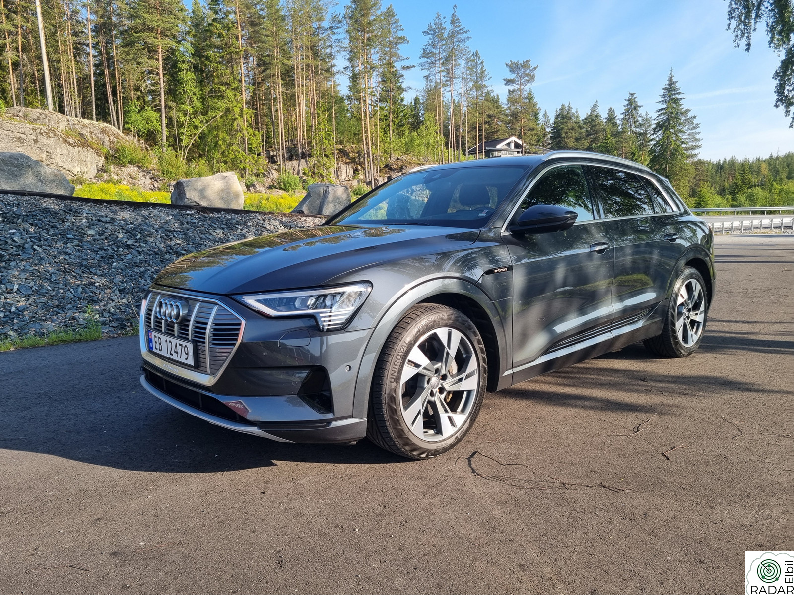 AUDI e-tron 55 Advanced Plus, Matrix, Krok, 360, alcantara