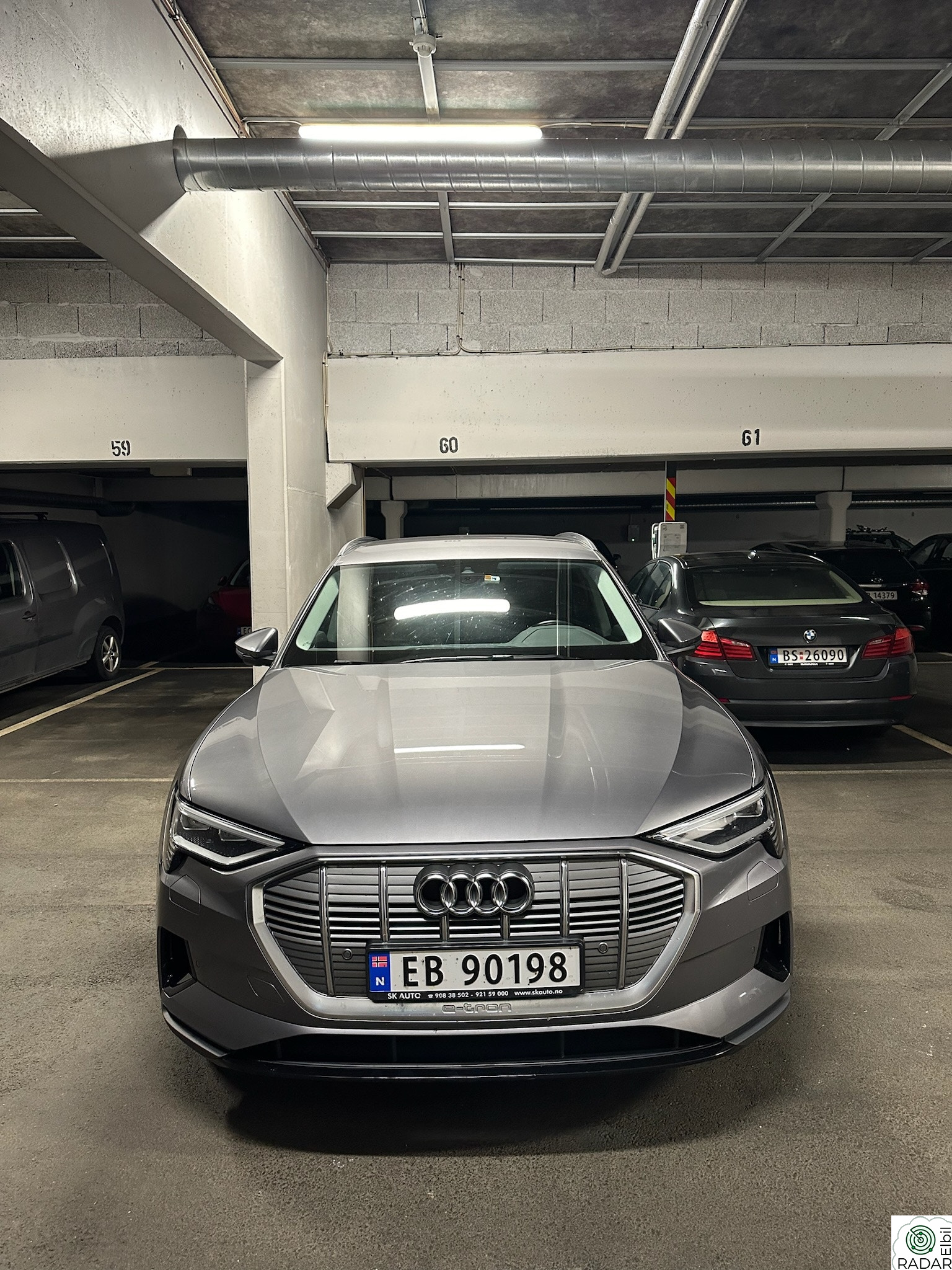 AUDI e-tron 50 50