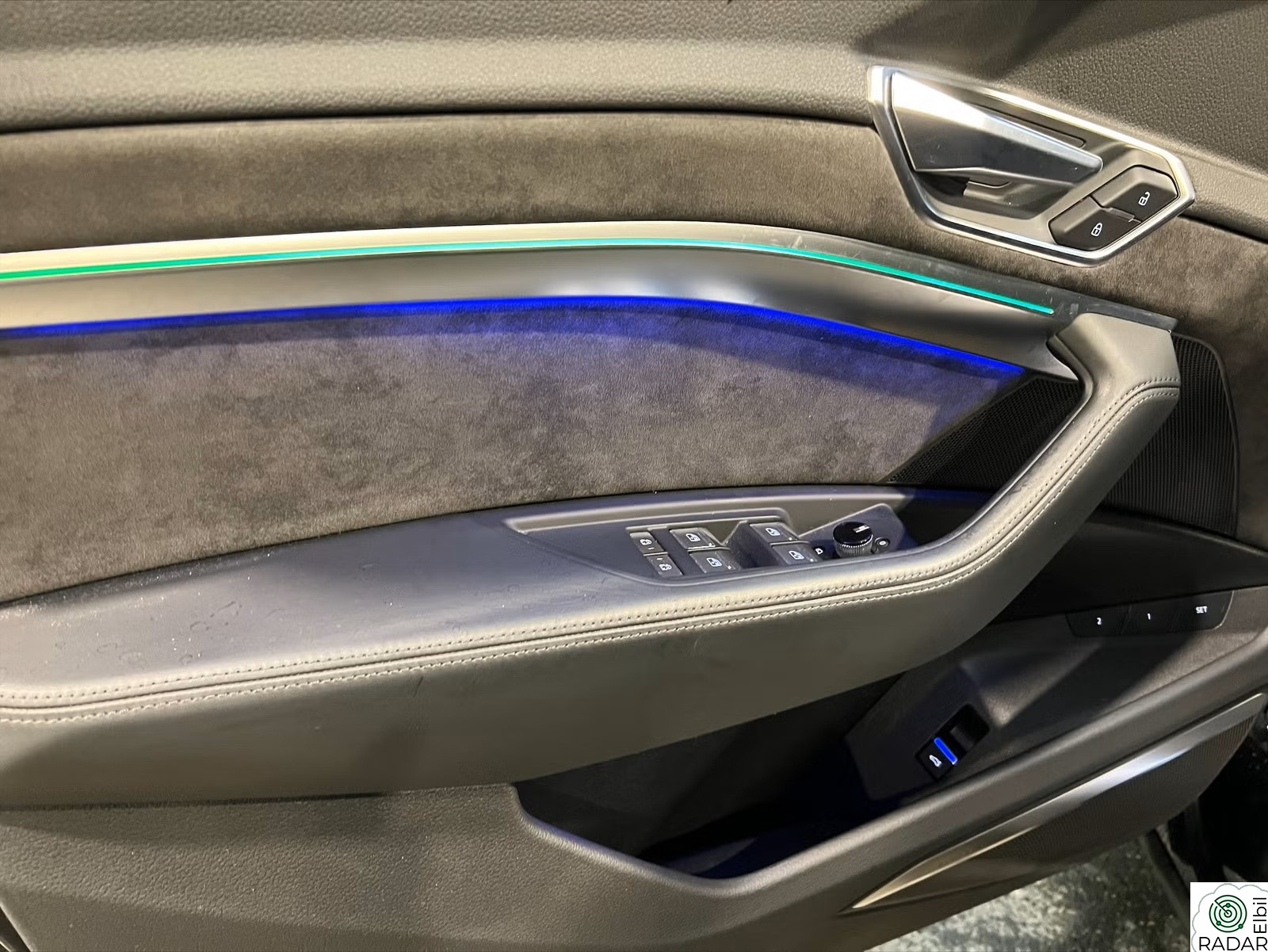 AUDI e-tron 55 55 Advanced Exclusive