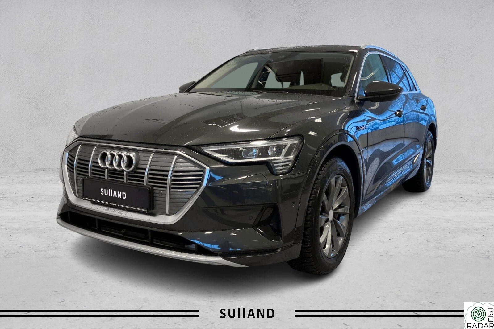 AUDI e-tron 50 50 advanced business