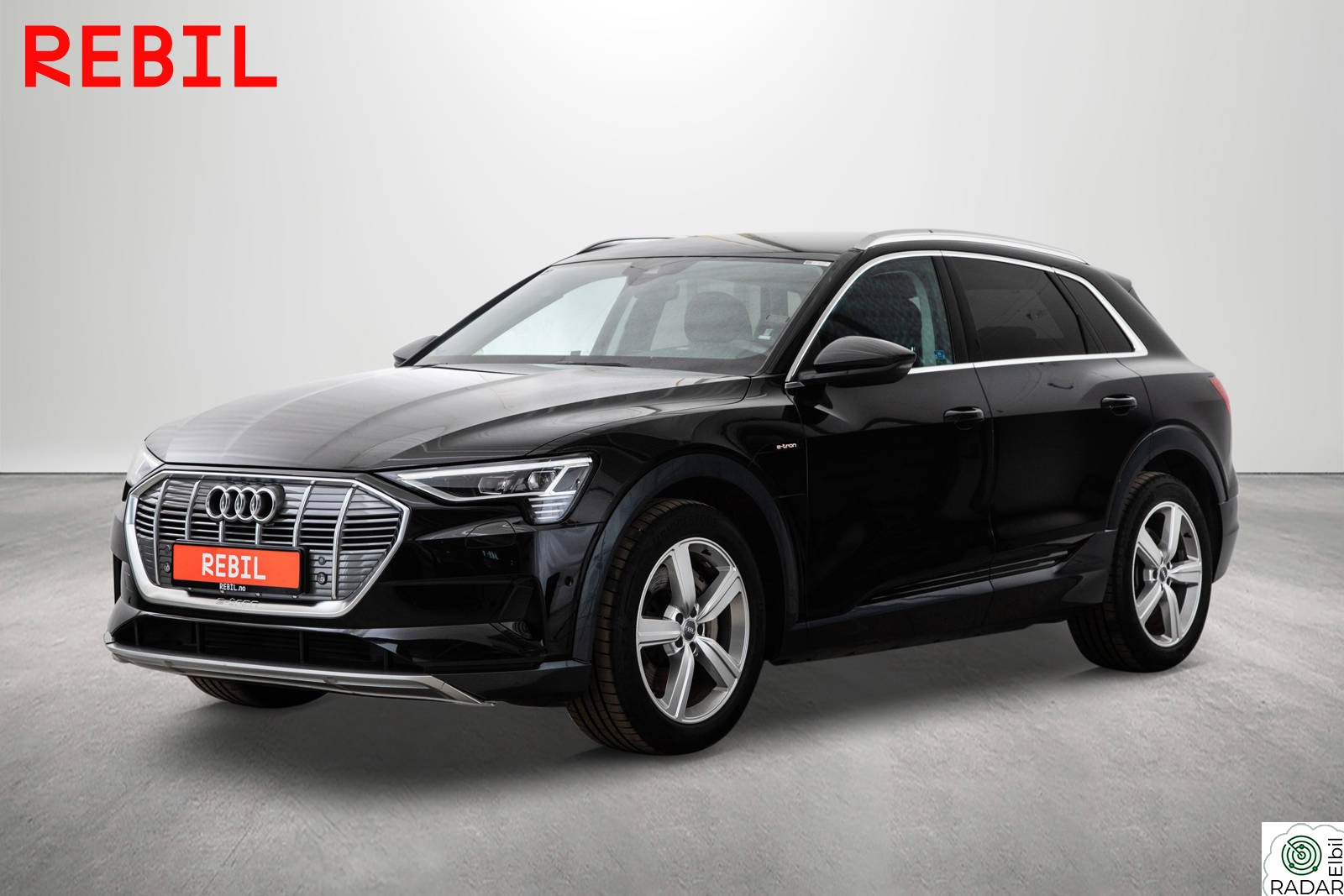 AUDI e-tron 55 55/ACC/Skinn/R.Kam/Luft/El.Bakluke/Navi/Krok