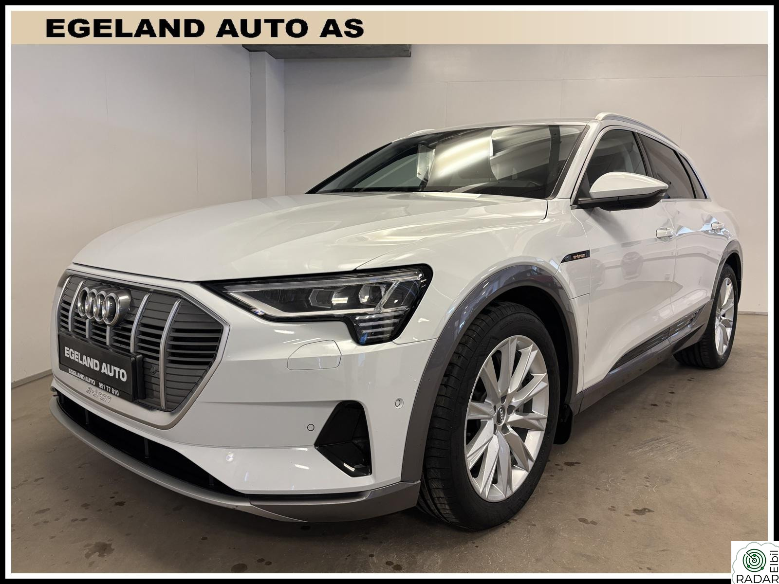 AUDI e-tron 50 50 * Ryggekamera* Adaptiv Cruise* Hengerfeste* 1 eier++