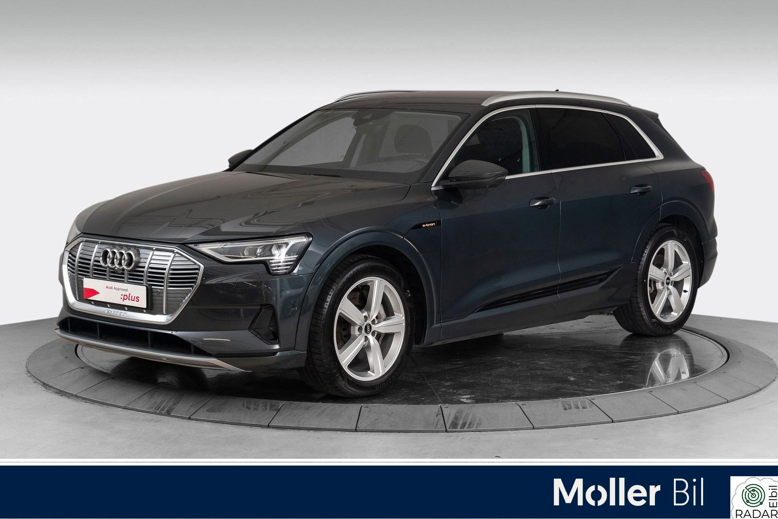 AUDI e-tron 55 55 advanced business | Helskinn | 360 kamera | Krok