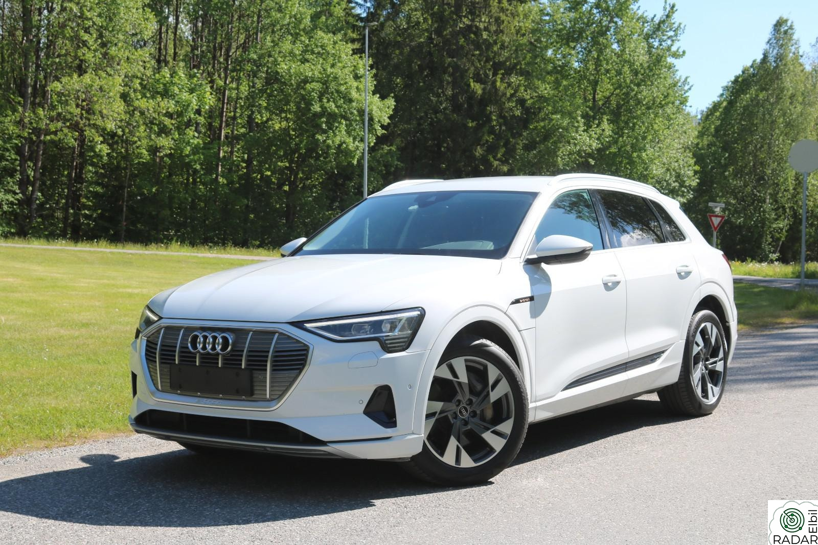 AUDI e-tron 55 55 QUATTRO ACC DAB SPORTSETER LUFT KAMERA KROK PEN++