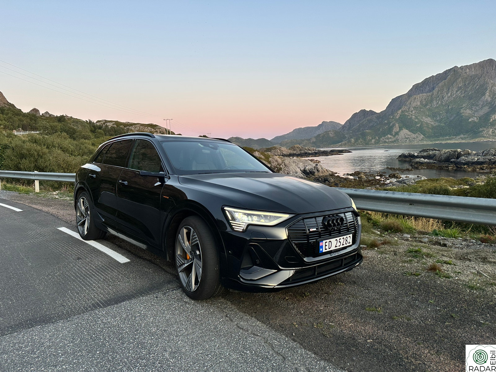 AUDI E TRON 55 55 S-LINE, NIGHTVISION / B&O / SOFTCLOSE / PPF / LOADED