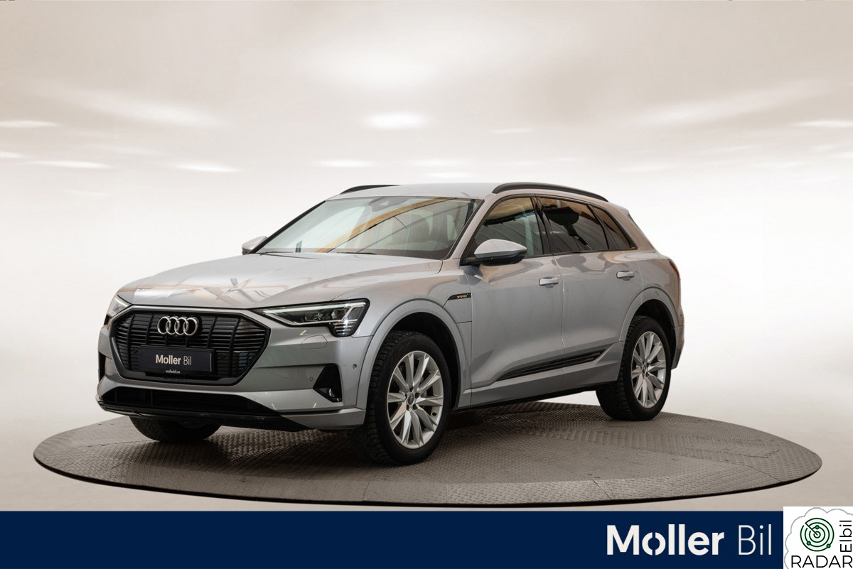 AUDI E TRON 55 55 Advanced Sport Hengerfeste, Navi, Virtual Cockpit ++