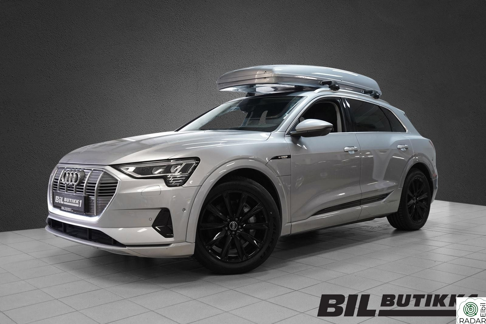 AUDI E TRON 55 55 Advanced Sport | Krok | Key-less | Luft | ACC | +mm