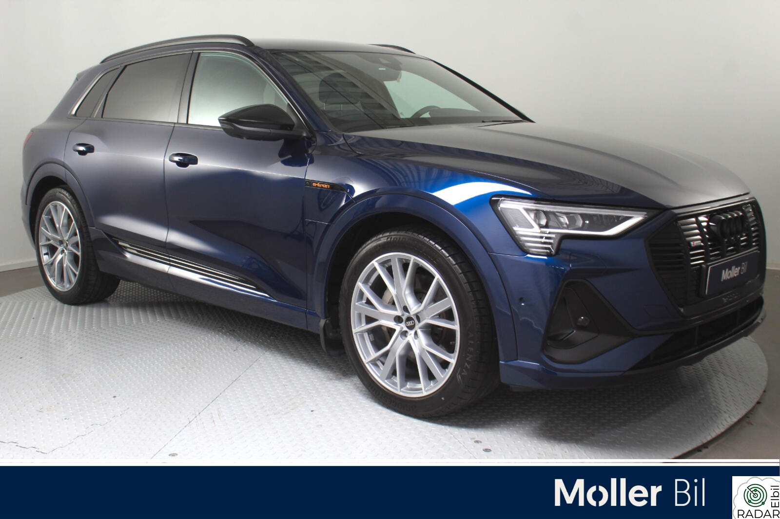 AUDI E TRON 55 55 S Line Sport - 360Kam, B&O, Delskinn, Matrix, Krok
