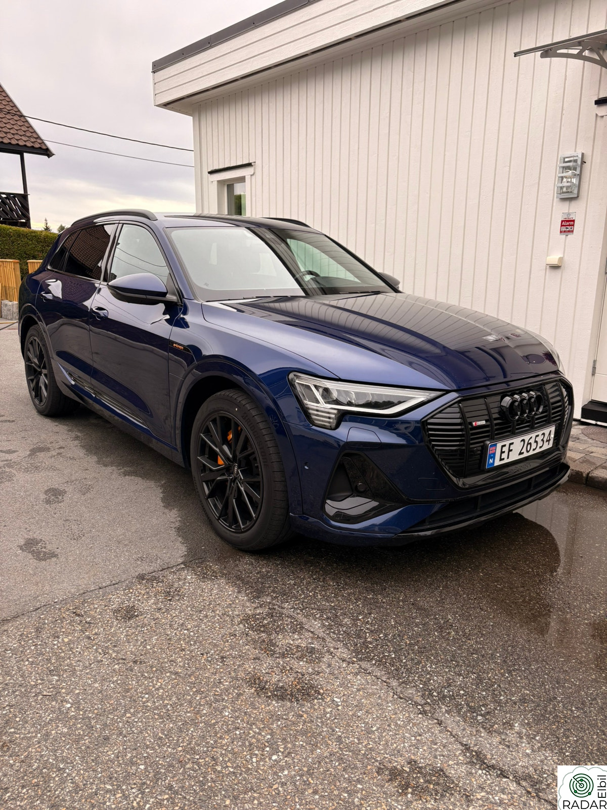 AUDI E TRON 55 55 S line Sport Black Edition