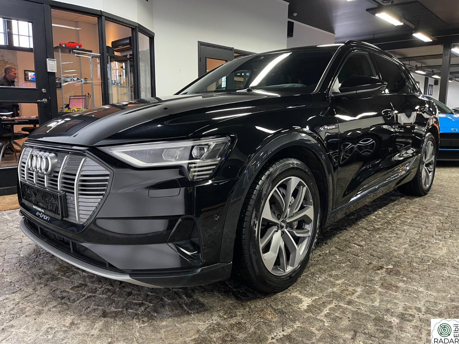 AUDI e-tron 55 Exclusive HUD, Nattsyn, B&O, 360cam, HD Matrix, Krok