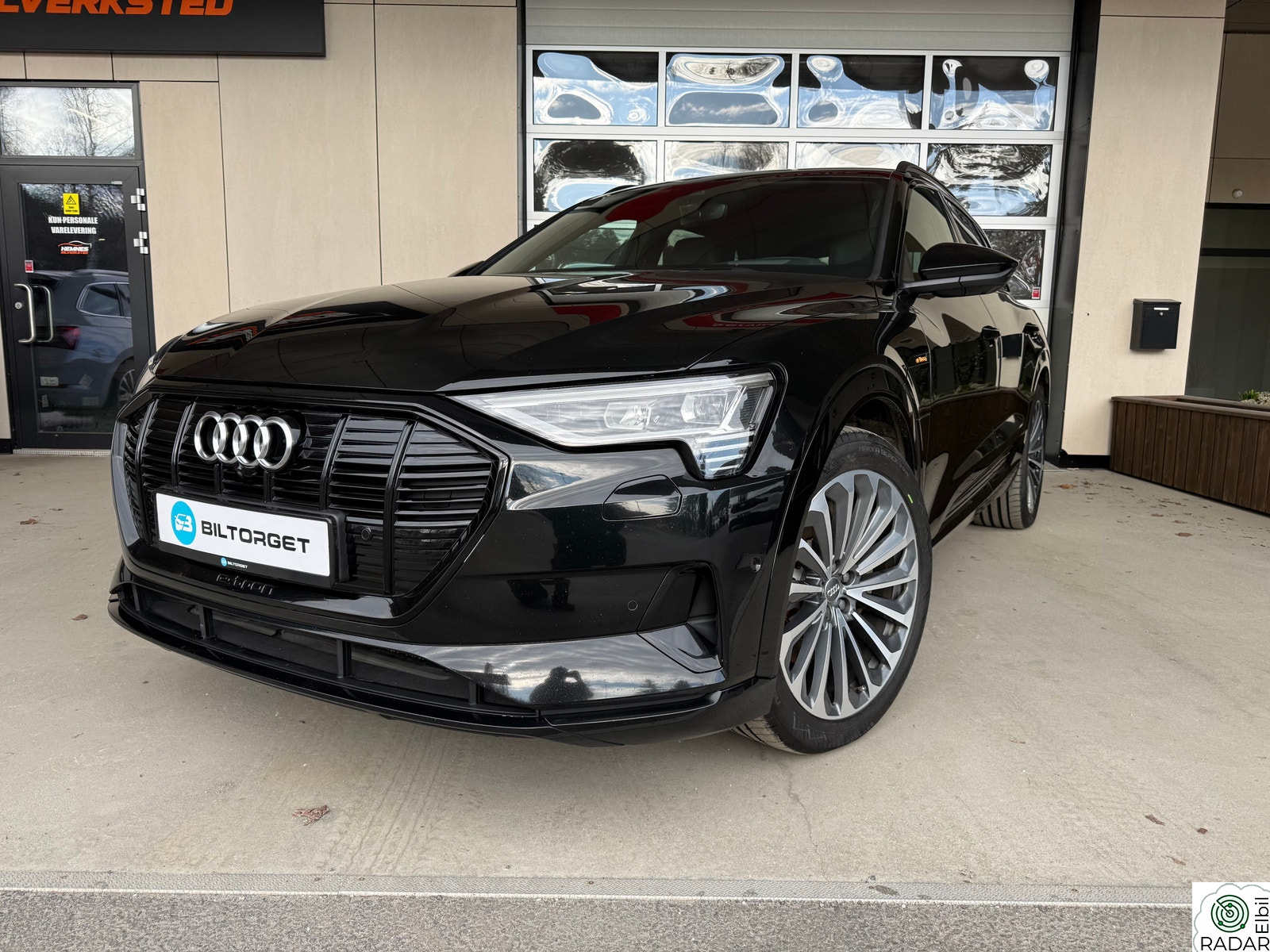 AUDI e-tron 55 Exclusive/Krok/Utsyrsbombe med riktig fargekombo!