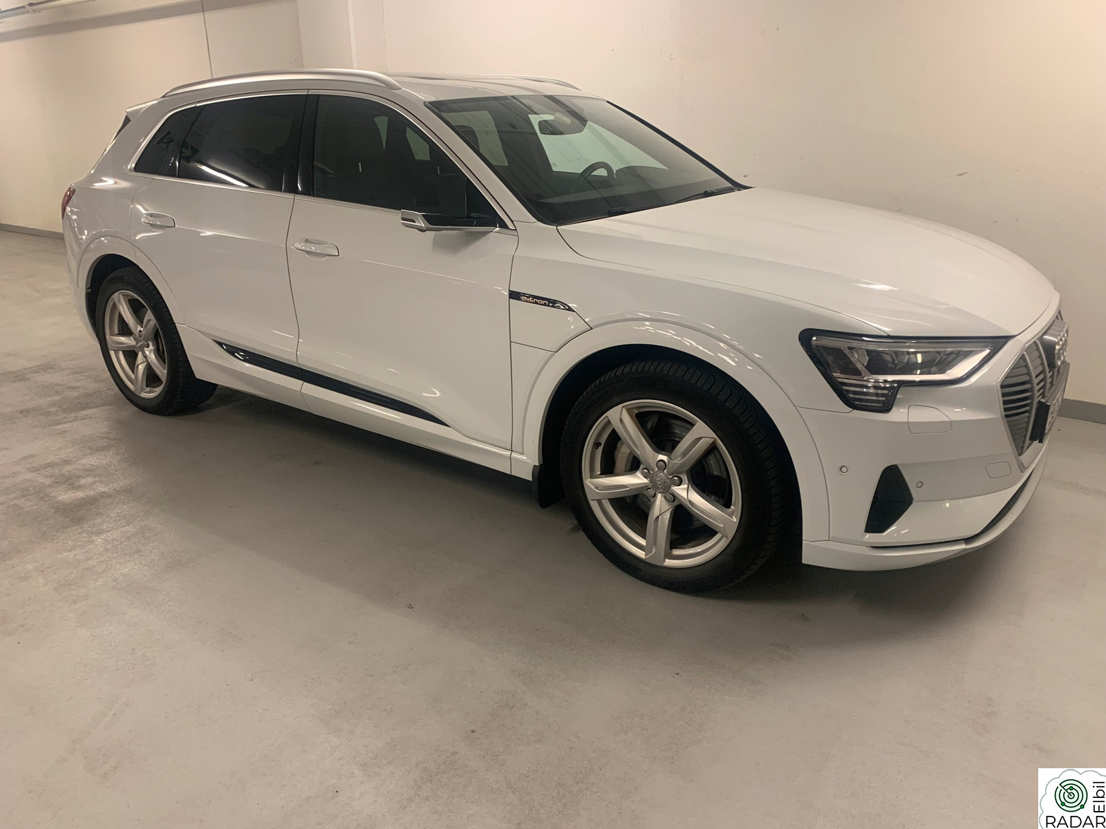 AUDI e-tron 55 Advanced Sport//ny service/garanti/masse utstyr!