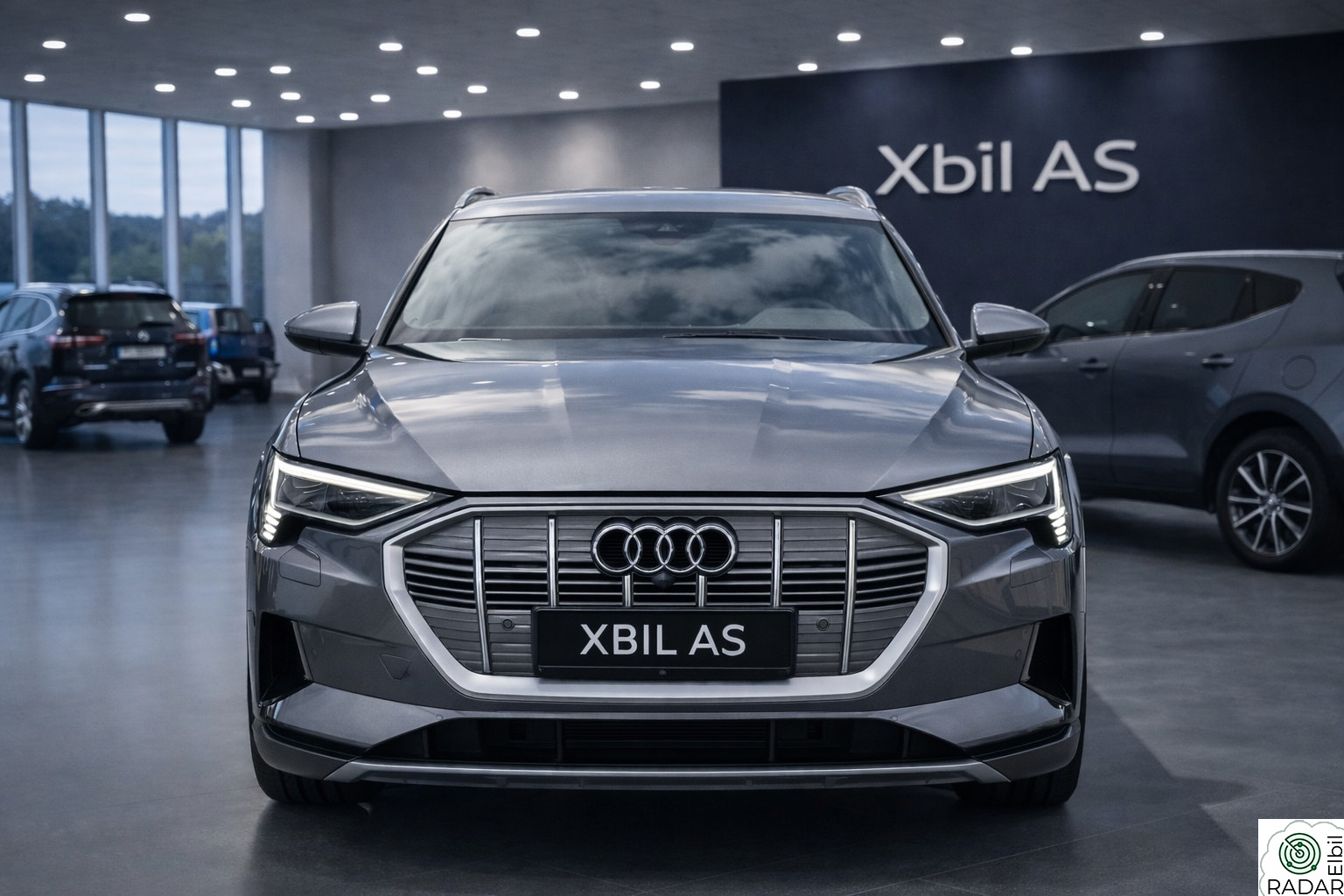 AUDI e-tron 55 Advanced lav KM/Skinn/360/Navi/CC/H.Feste