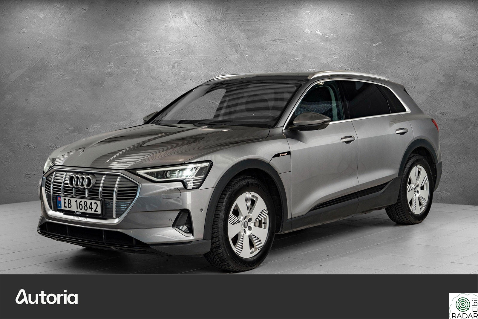 AUDI e-tron 55/HENGERFESTE/KEYLESS/EL-SETER/++