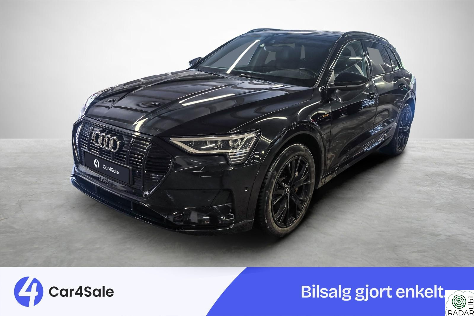 AUDI e-tron 55 55 S-Line "Black Edition" / Pano / Matrix / Skinn / ACC