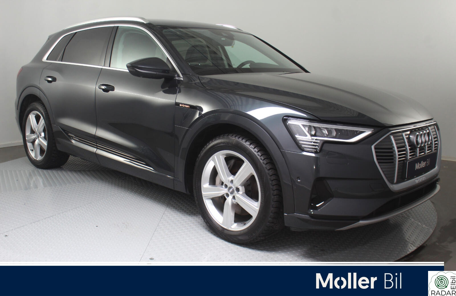 AUDI e-tron 50 50 advanced business - 360kam, Navi, Alcantara, ACC