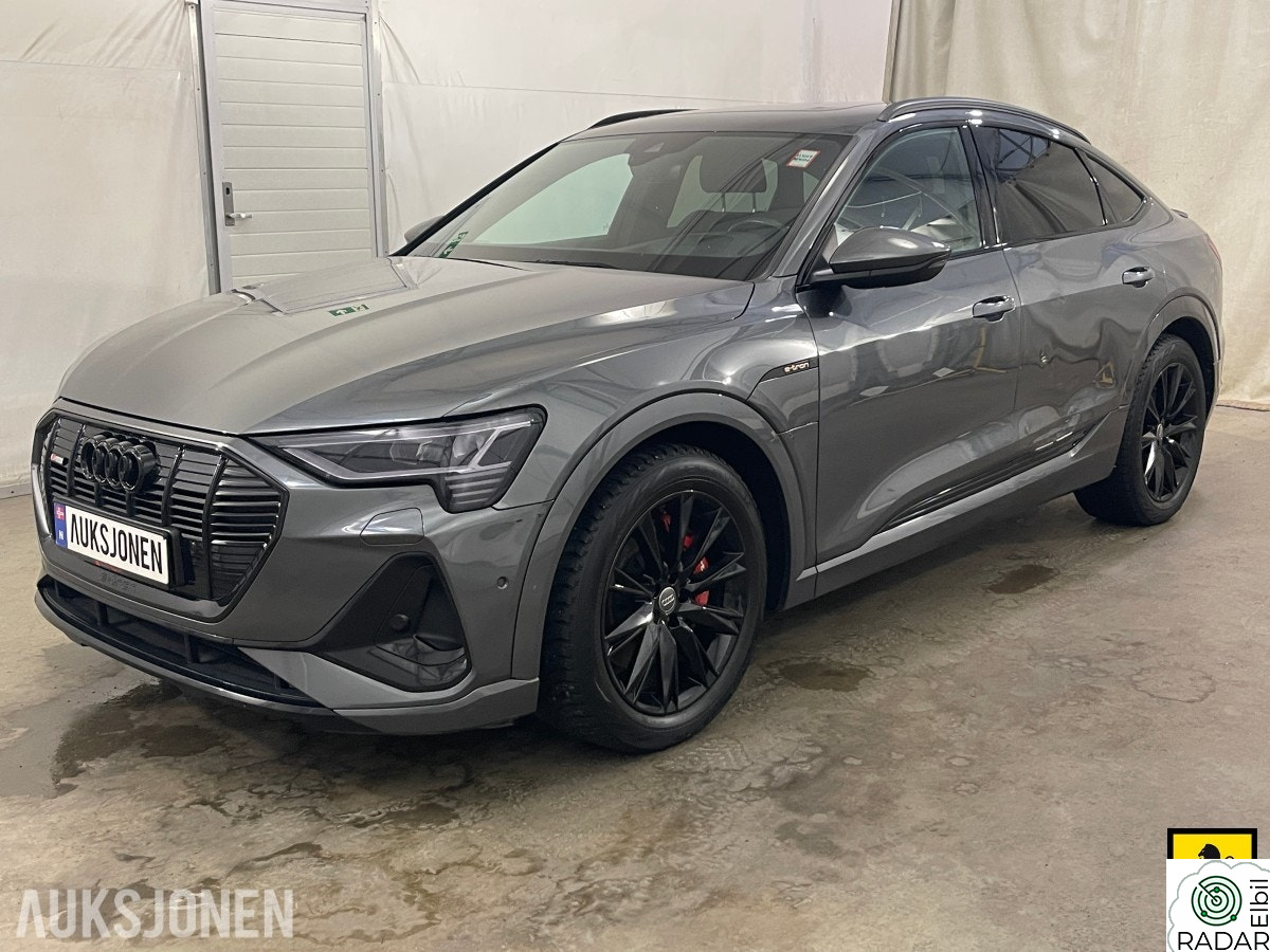 AUDI e-tron Sportback 55 55 SPORTBACK S-LINE HENGERFESTE LUFT HUD PANO LAMERA