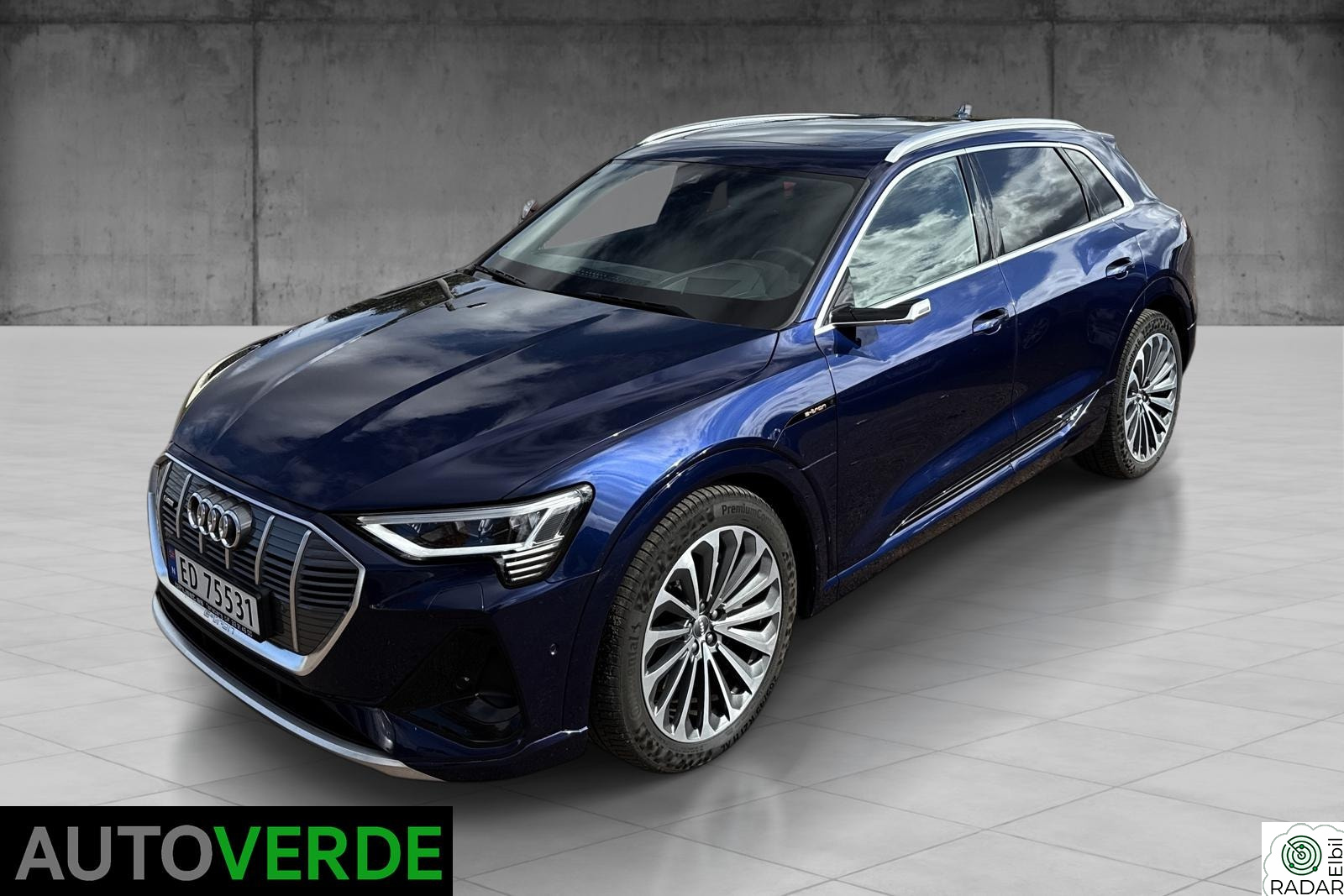 AUDI e-tron 55 55/S-Line/UTSTYRSBOMBE!/ Nightvision/ Matrix/ Krok/++