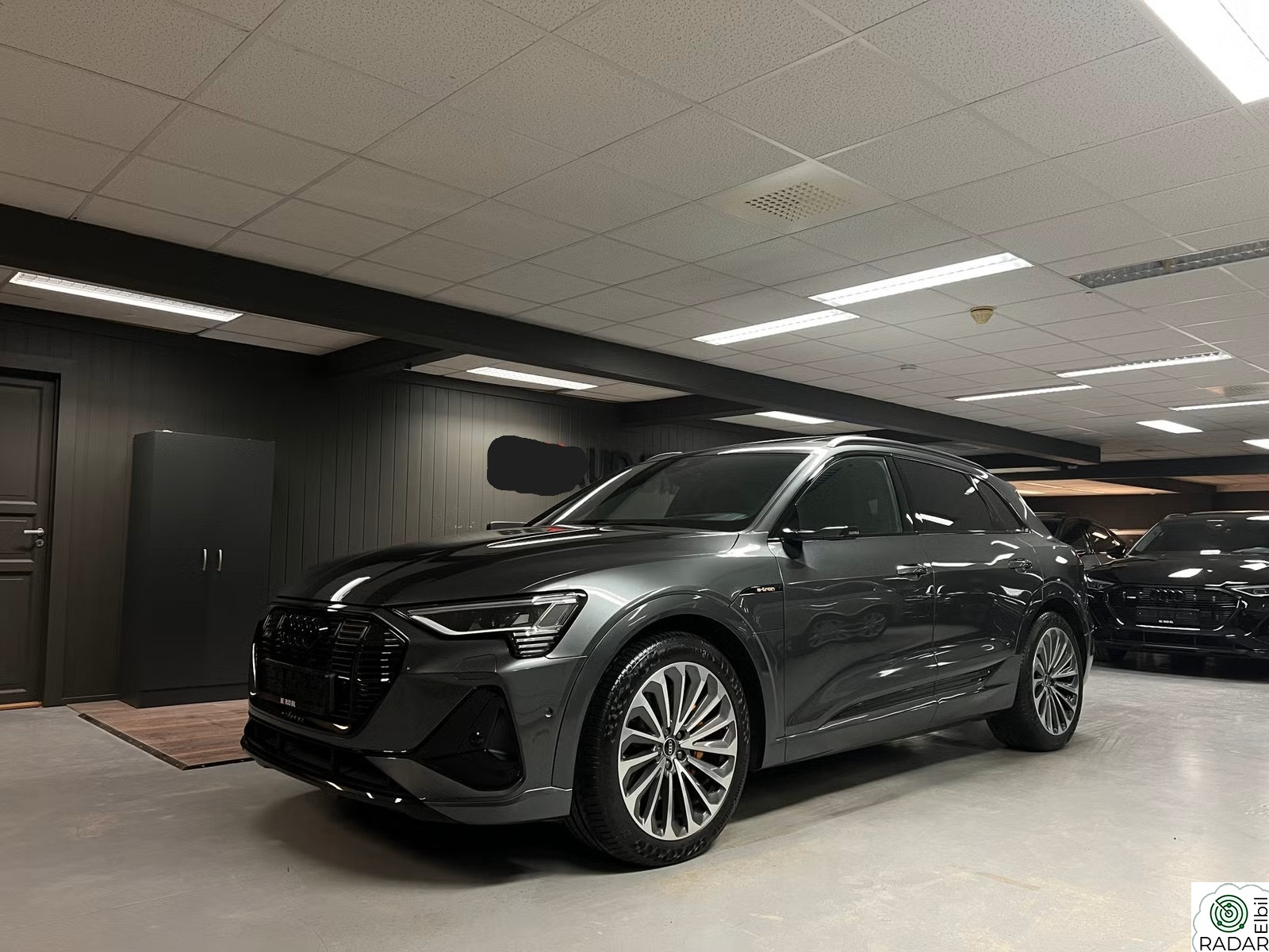 AUDI e-tron 55 55 2xS-Line,Nightv,Pano,MatrDig,Head,Softcl,B&O,TV,Hf