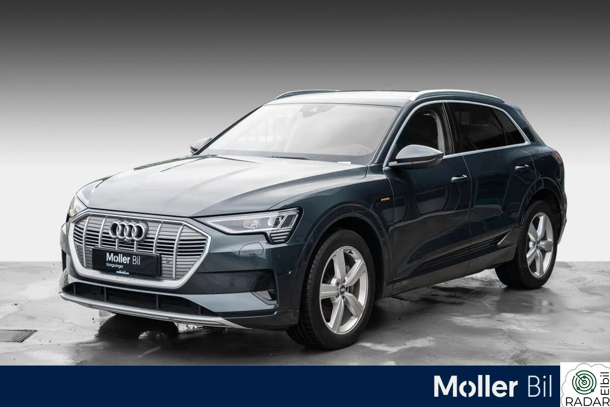 AUDI e-tron 55 55 advanced sport Hengerfeste, 360 kamera