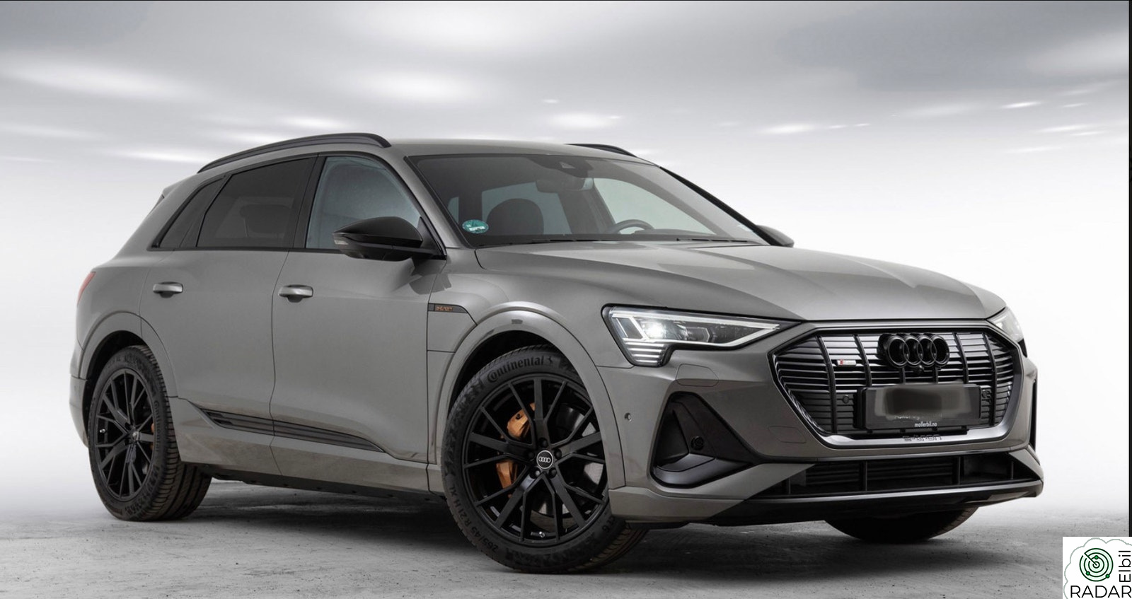 AUDI E TRON 55 55 S line Sport Black Edition