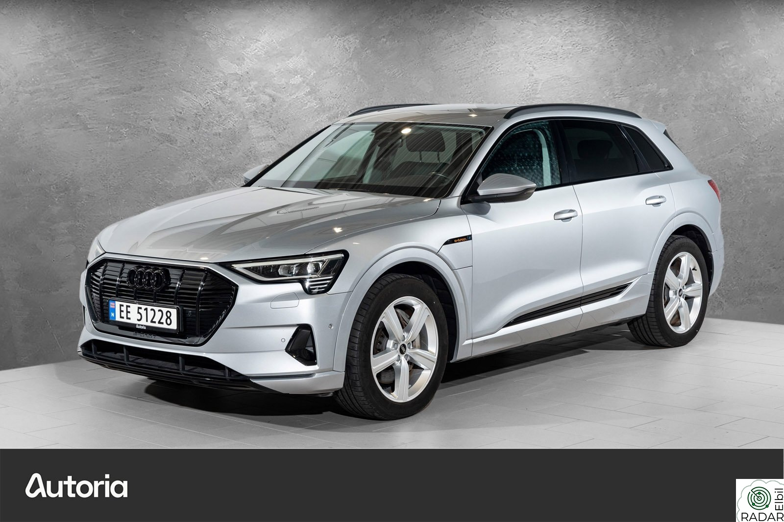 AUDI E TRON 50 Sportseter, soltak, 1 eier, sort optikk, lav km.