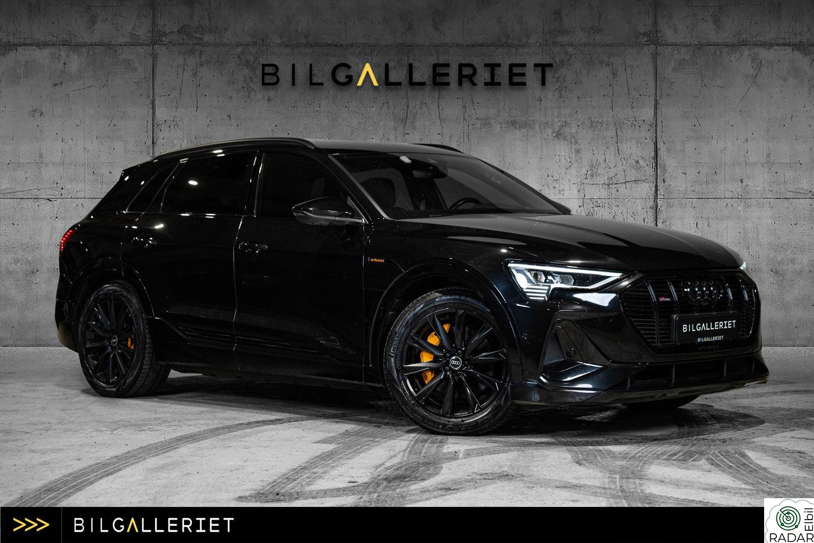 AUDI E TRON 55 55/BLACKEDITION/HUD/B&O/NIGHTVISION/DAB/NAVI/KROK/ACC