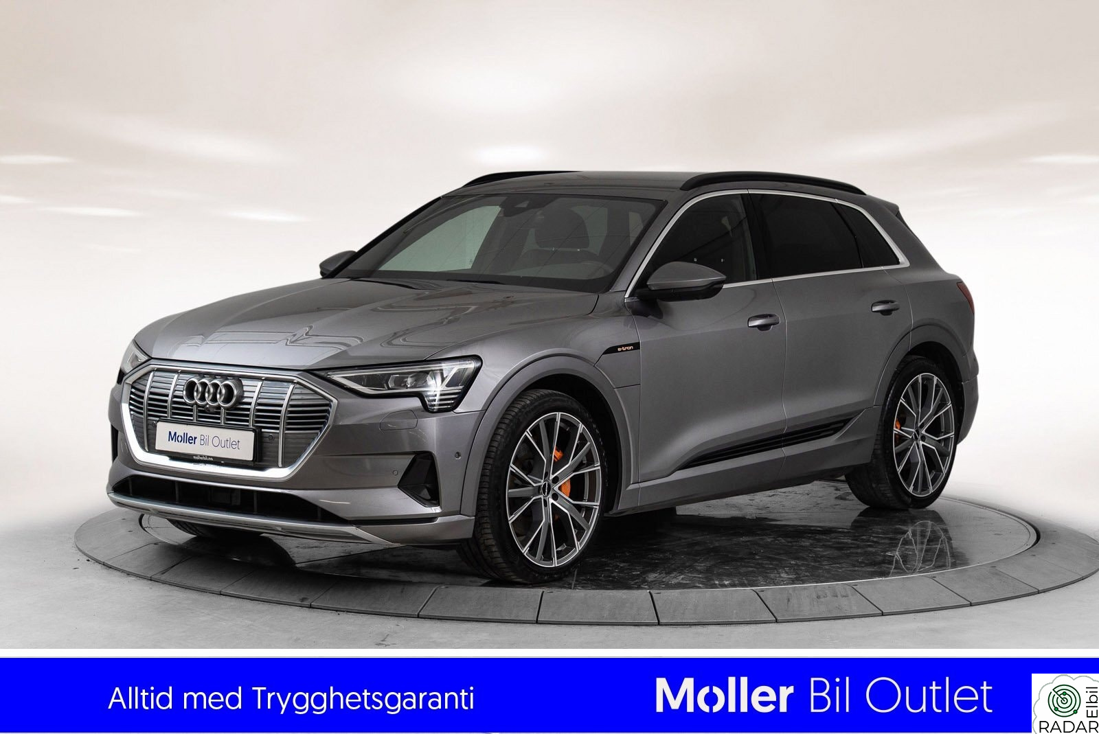 AUDI e-tron 55 - 360Kam, Sp.Seter, ACC, Navi, Krok
